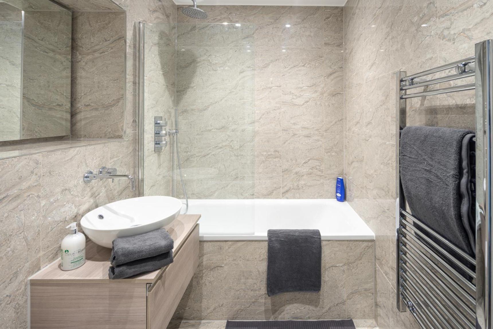 St Albans City Apartments - Near Luton Airport And Harry Potter World Exterior photo